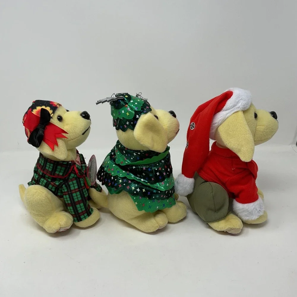 Raising Canes Christmas Vacation Plush Set Aunt Bethany Tree Santa 2022 Lot of 3
